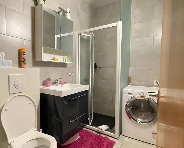 Karl&deby Stazione/centro Apartment