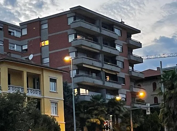 Karl&deby Stazione/centro Appartement